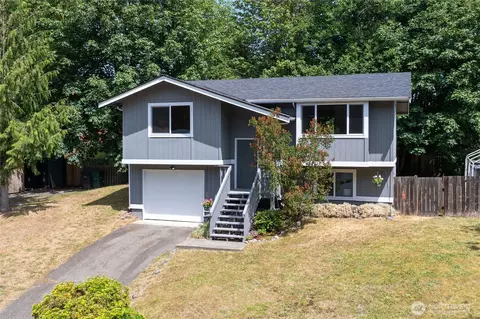 1405 Canyon Ct, Port Orchard, WA 98366