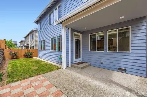 Exterior - 3613 198th Pl SE, Bothell, WA 98012 photo 3 of 8