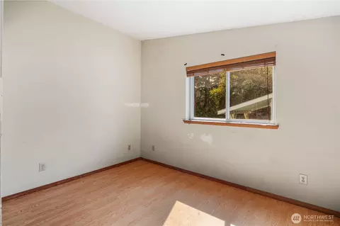Bedroom - 7402 7th Dr W, Everett, WA 98203 photo 2 of 3