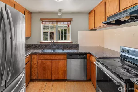 Kitchen - 7402 7th Dr W, Everett, WA 98203 photo 2 of 4