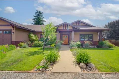 Exterior - 512 May St, Twisp, WA 98856 photo 4 of 13