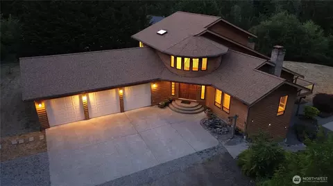 3521 NW 130th St, Gig Harbor, WA 98332