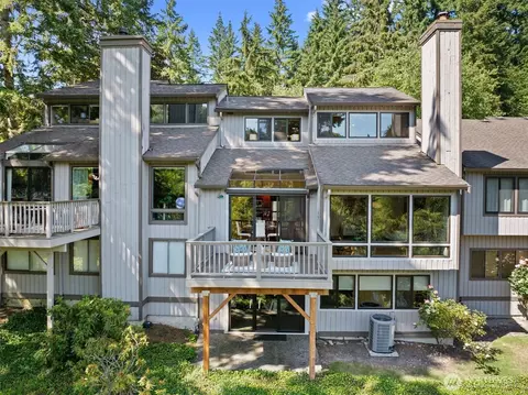 9623 NE Riverbend Dr #2B, Bothell, WA 98011