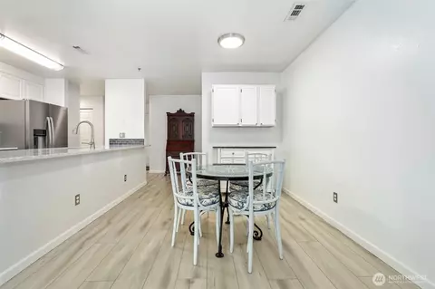 Dining - 901 E Marine View Dr #206, Everett, WA 98201 photo 2 of 2