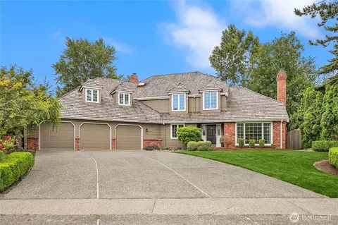 7760 81st Pl SE, Mercer Island, WA 98040