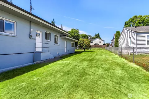 3703 24th St #C, Everett, WA 98201 photo 25