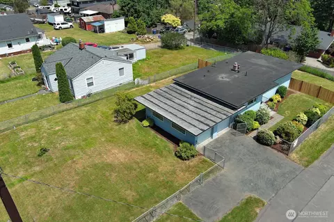3703 24th St #C, Everett, WA 98201 photo 2