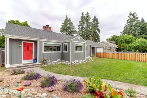 807 118th St S, Tacoma, WA 98444