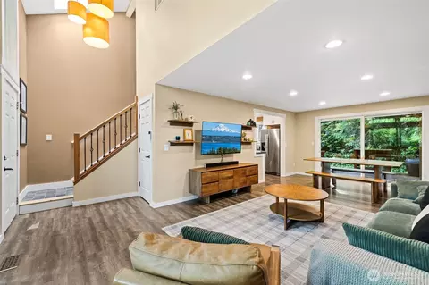 17627 17th Dr SE, Bothell, WA 98012 photo 5