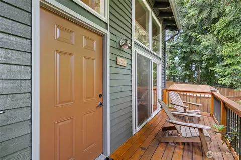 17627 17th Dr SE, Bothell, WA 98012 photo 2