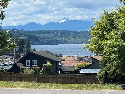 1 Nnn Buck Rd NE, Hansville, WA 98340
