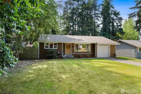 19515 7th Ave NE, Shoreline, WA 98155