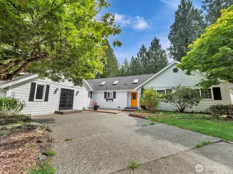 16817 203rd Pl NE, Woodinville, WA 98077