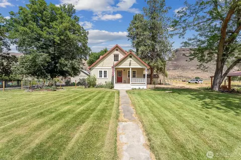 39 Wagon Rd, Palisades, WA 98845