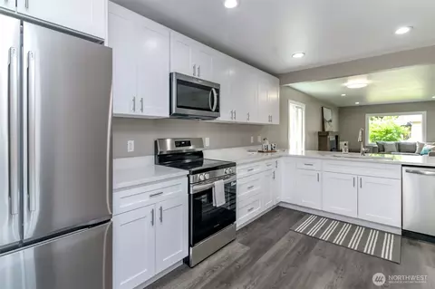 Kitchen - 318 Mill Ave SE, Orting, WA 98360 photo 1 of 2