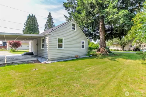 Exterior - 318 Mill Ave SE, Orting, WA 98360 photo 6 of 7