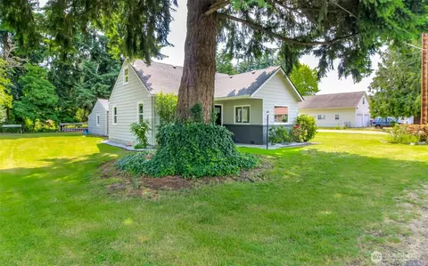 Exterior - 318 Mill Ave SE, Orting, WA 98360 photo 4 of 7