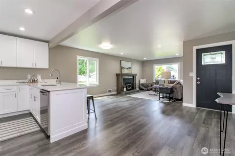 Living - 318 Mill Ave SE, Orting, WA 98360 photo 5 of 6