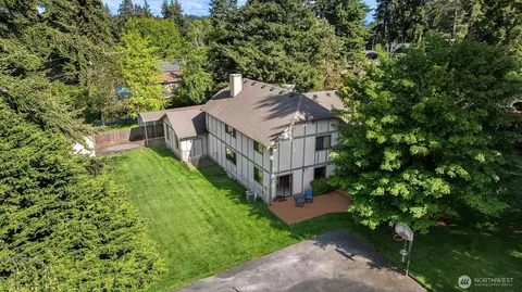8111 224th St SW, Edmonds, WA 98026
