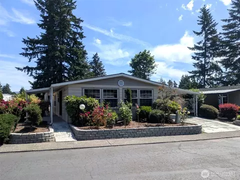 201 Union Ave SE #92, Renton, WA 98059