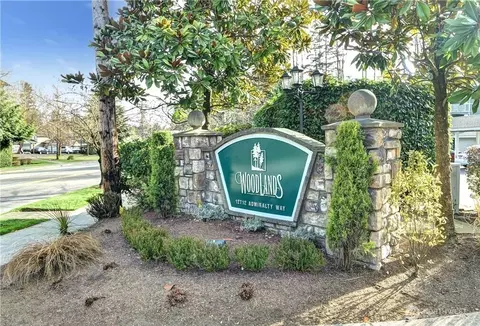 View/Area - 12712 Admiralty Way #E-101, Everett, WA 98204 photo 1 of 1
