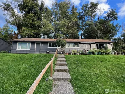 3320 3322 Halverson Ave, Bremerton, WA 98310