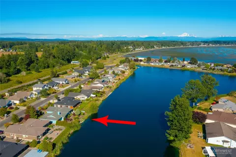 5409 Salish Rd, Blaine, WA 98230
