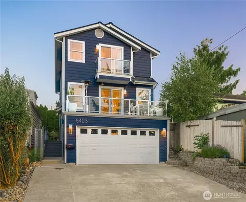 8423 S 113th St, Seattle, WA 98178