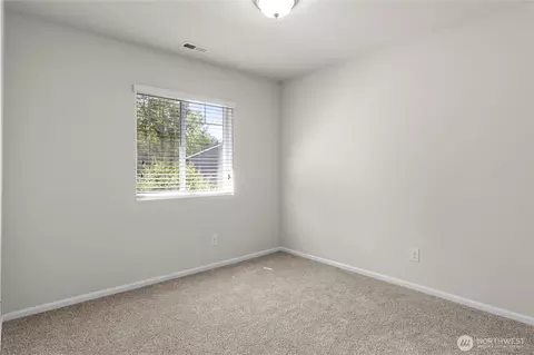 Bedroom - 902 Van Ogle Ln NW, Orting, WA 98360 photo 6 of 7