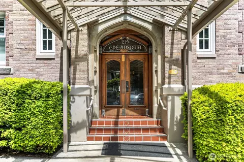 219 N Tacoma Ave #A205, Tacoma, WA 98403