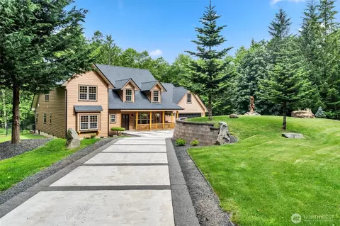 145 Scenic Ln, Mossyrock, WA 98564