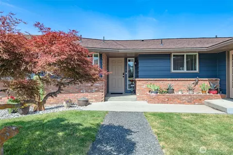 330 Gold Ave, Electric City, WA 99123