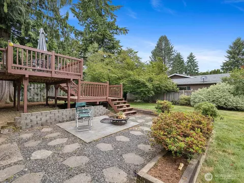 Exterior - 2613 172nd Pl SE, Bothell, WA 98012 photo 6 of 8