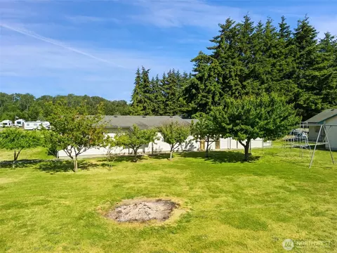 Exterior - 61 Cricket Ln, Sequim, WA 98382 photo 5 of 8
