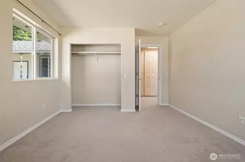 Bedroom - 61 Cricket Ln, Sequim, WA 98382 photo 2 of 2