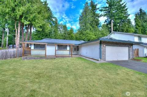 32902 33rd Ave SW, Federal Way, WA 98023