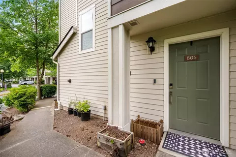 3116 164th St SW #806, Lynnwood, WA 98087