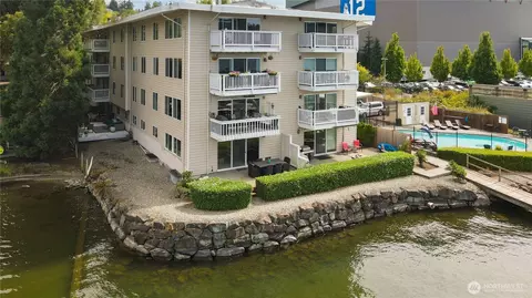 5021 Ripley Ln N #4, Renton, WA 98056