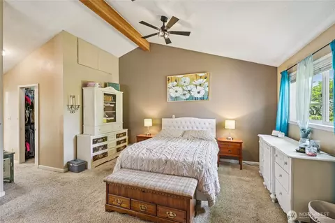 Bedroom - 910 Crestline Dr, Longview, WA 98632 photo 1 of 5