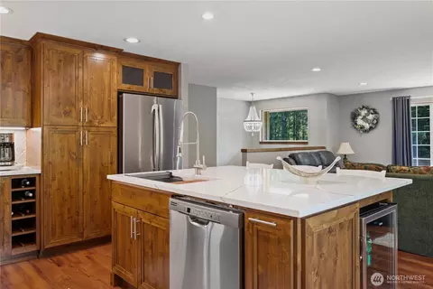 Kitchen - 175 Beemon Dr, Longview, WA 98632 photo 2 of 4