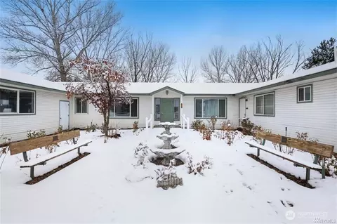 715 Locust St, Omak, WA 98841