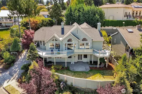 1720 Edwards Ct, Bellingham, WA 98229