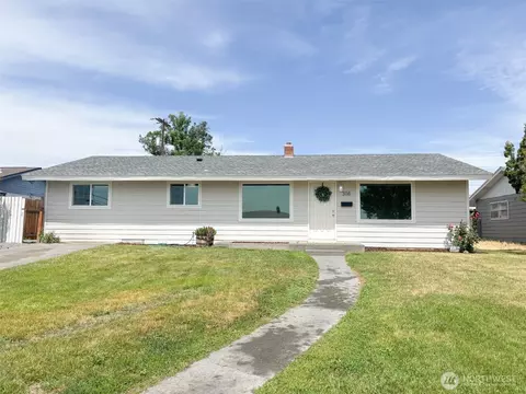 308 N Dale Rd, Moses Lake, WA 98837