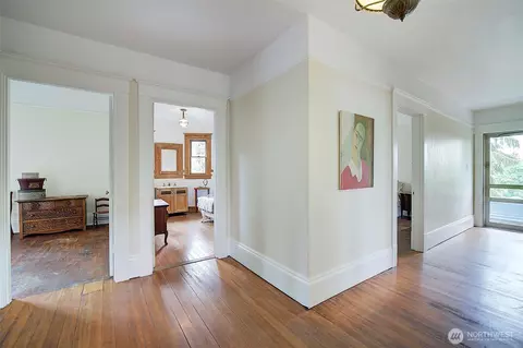 906 E Shelby St, Seattle, WA 98102 photo 15