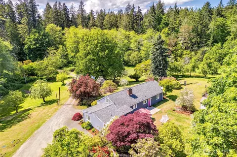 21390 S Kingston Rd NE, Indianola, WA 98342