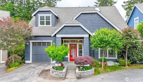 1259 Shanti Ln NE #7, Bainbridge Island, WA 98110