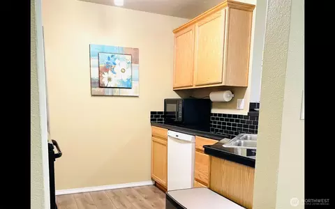 1009 112th St #D304, Everett, WA 98208 photo 13