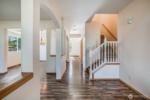 Entry Way - 807 Williams St NW, Orting, WA 98360 photo 3 of 4