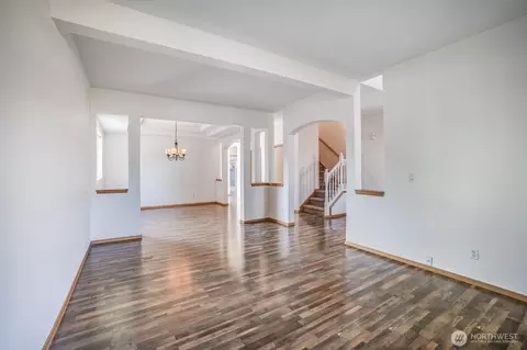 Living - 807 Williams St NW, Orting, WA 98360 photo 5 of 6