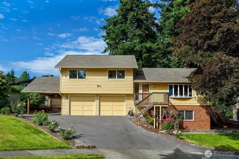 11100 30th Pl SW, Seattle, WA 98146